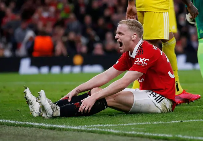 Donny Van de Beek's season is over after horror knee injury