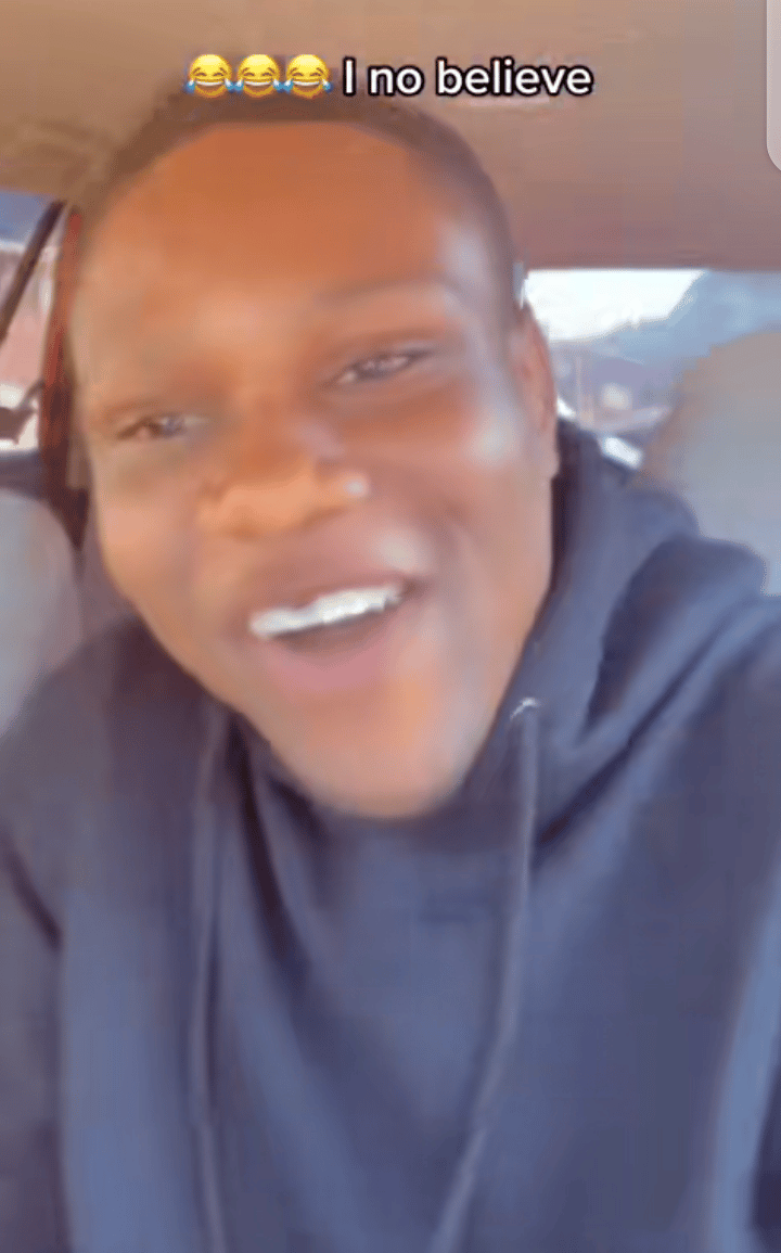 “I no believe am” – Nigerian man in shock as mum who hasn’t driven for 11 years takes over his car (Video)
