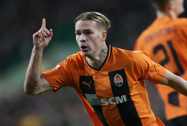 Shakhtar Donetsk to use £20.5 million from sale of Mykhaylo Mudryk to fund Ukrainian soldiers