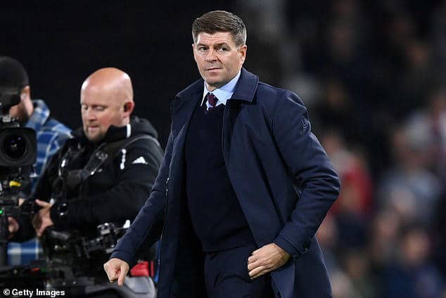 Steven Gerrard reportedly in talks to become Poland's coach