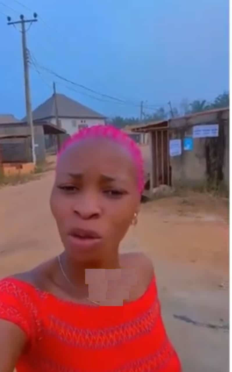 Lady calls out single men for not looking her way (Video)
