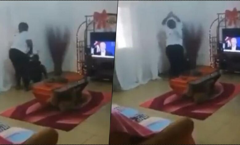 Mother flogs daughter tirelessly for leaving home during Christmas holiday for two weeks (Video)