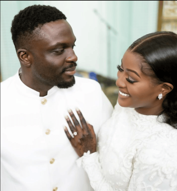 Davido’s former girlfriend, Sira Kante, ties the knot with Nigerian man (Photos)