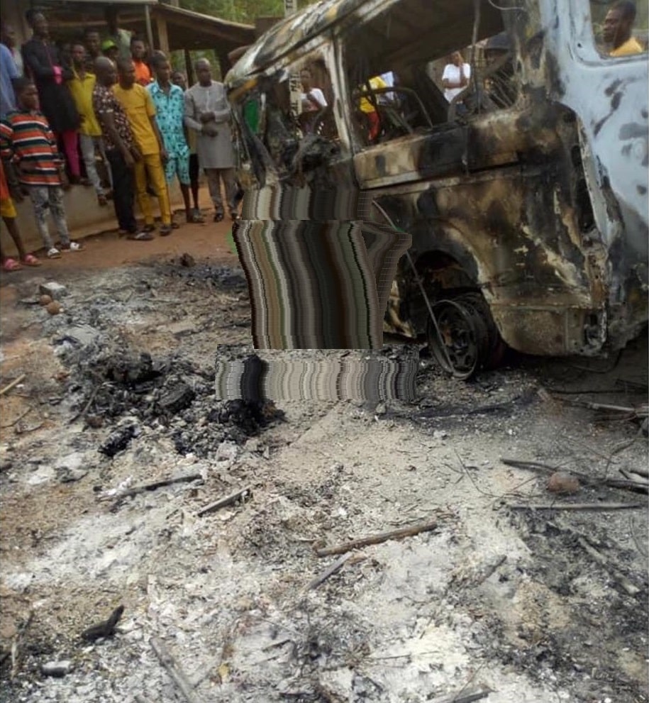 8 Madonna University students die in an accident