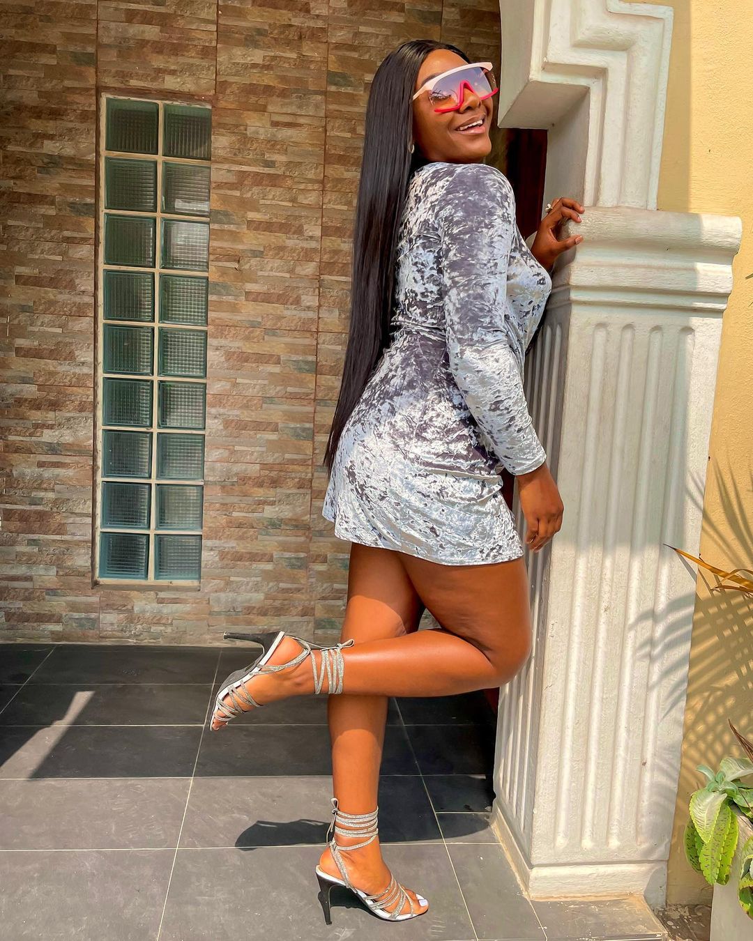 Zinnie Posh big girls bum enlargement on credit