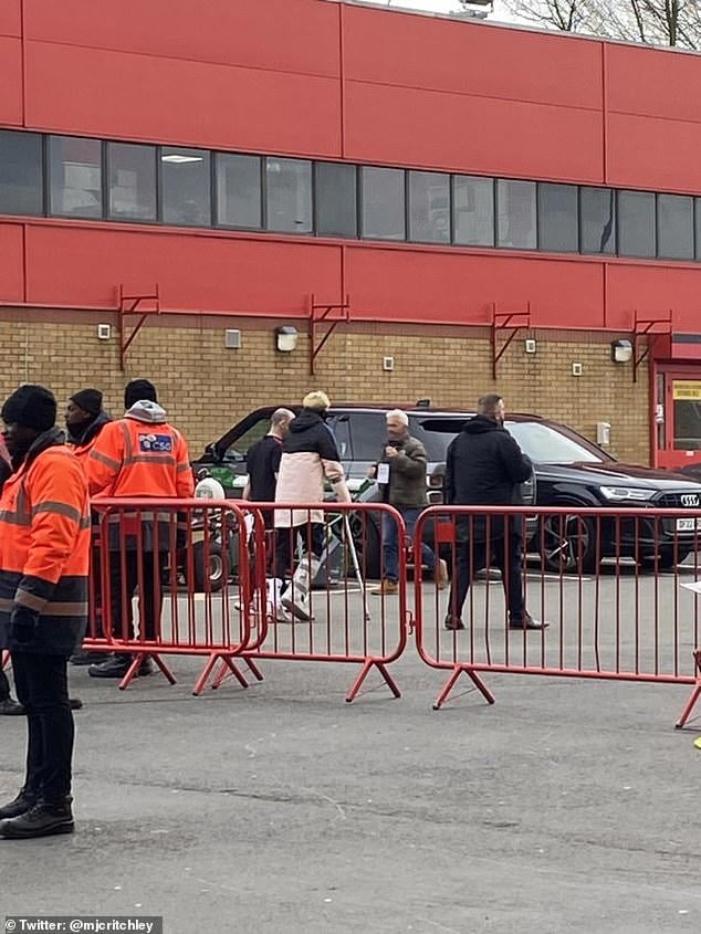 Alejandro Garnacho leaves Old Trafford on crutches