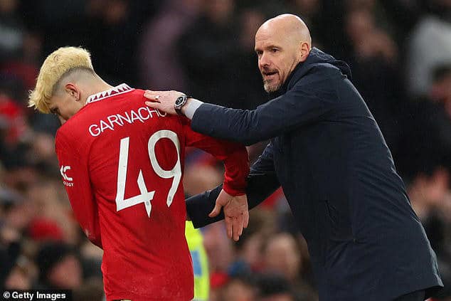 Alejandro Garnacho leaves Old Trafford on crutches