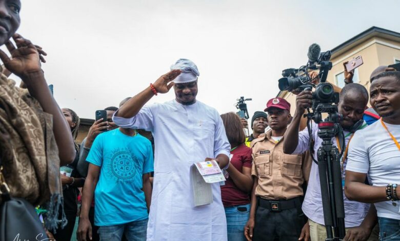 Gbadebo Rhodes-Vivour loses his polling unit to APC