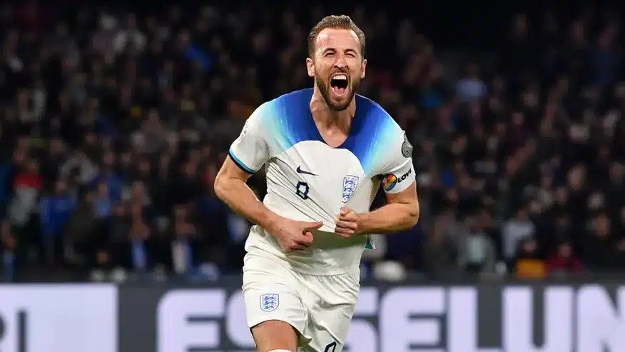 Harry Kane breaks England's all-time goalscoring record