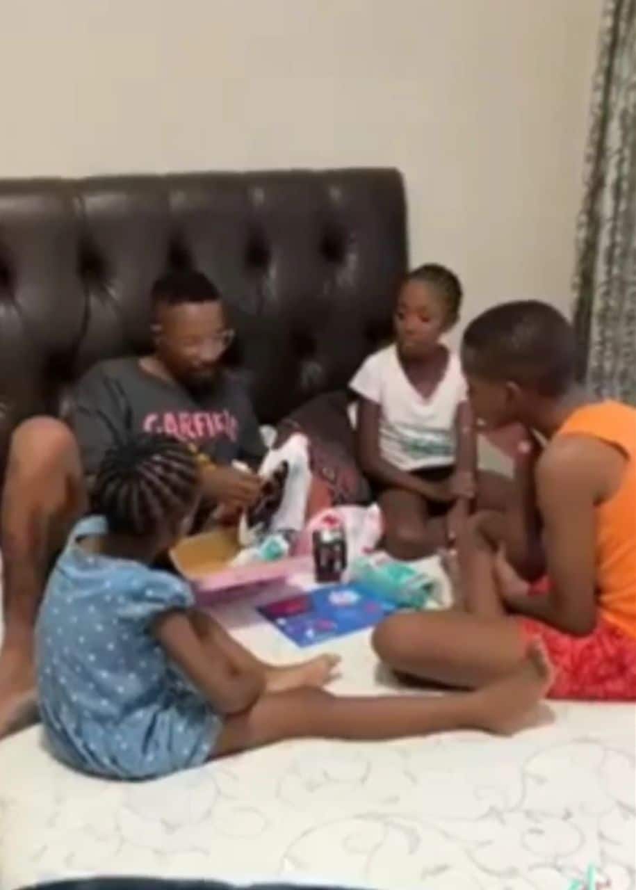 Father praised for teaching daughters menstrual hygiene, son to respect women (Video)