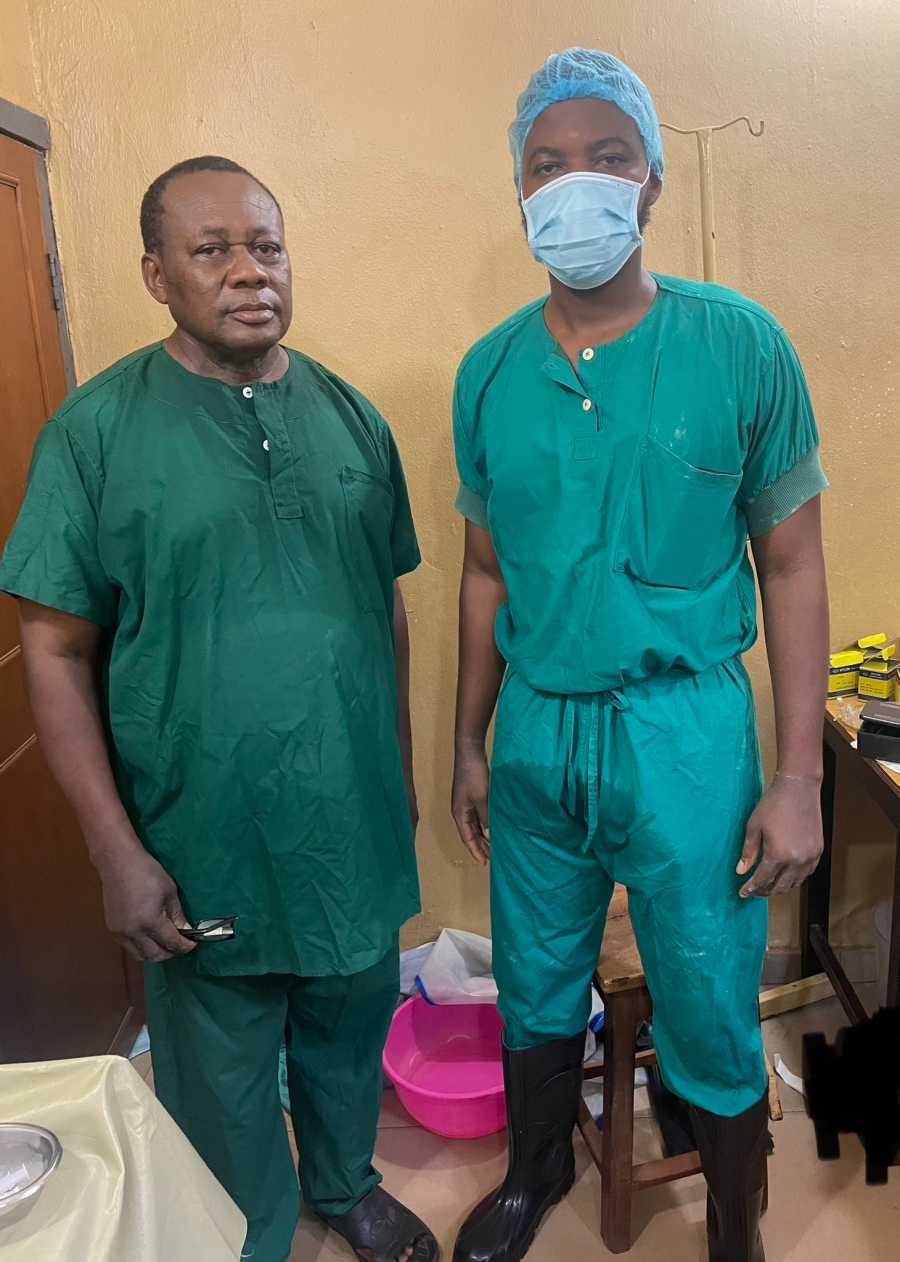 Father and son doctors jointly perform surgery