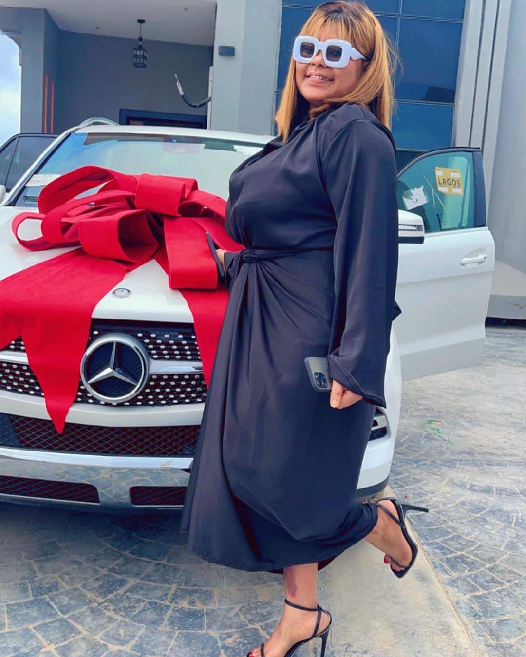 Excited Joke Jigan says as she takes delivery of car gift 