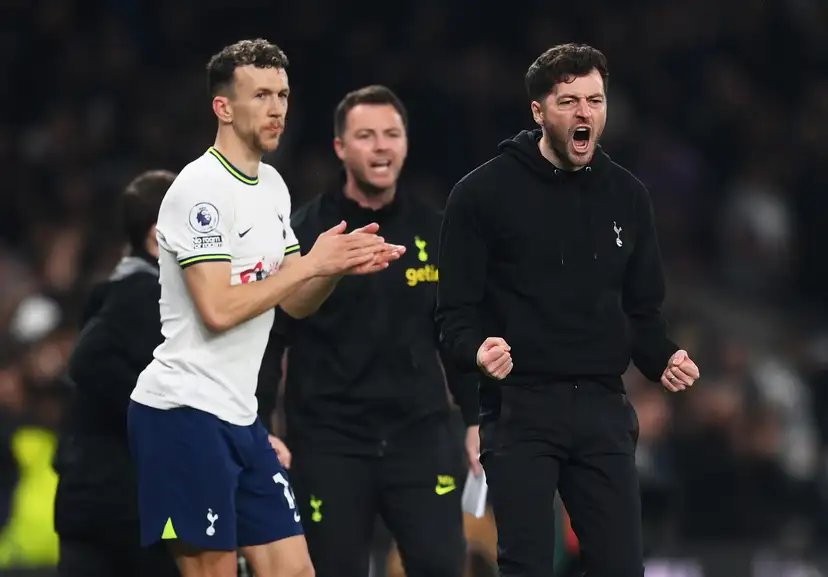 Erik ten Hag lashes out his players after throwing away two-goal lead to Tottenham