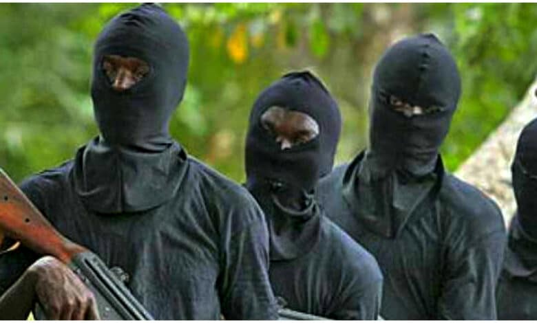 Armed men reportedly kidnap catholic priest in Anambra