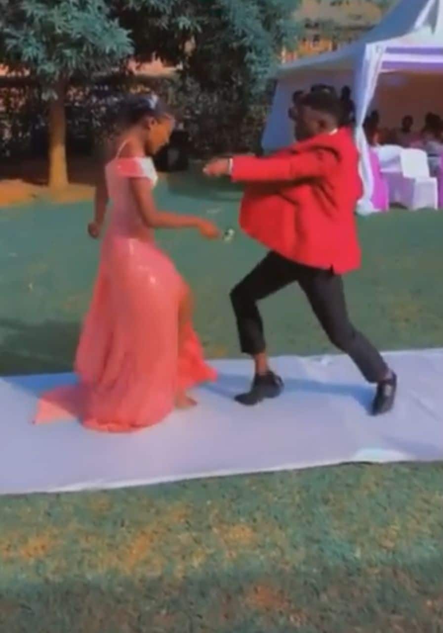 Overjoyed groomsman steals show at wedding (Video)