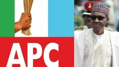 APC dissolves PCC, gives kudos to Buhari