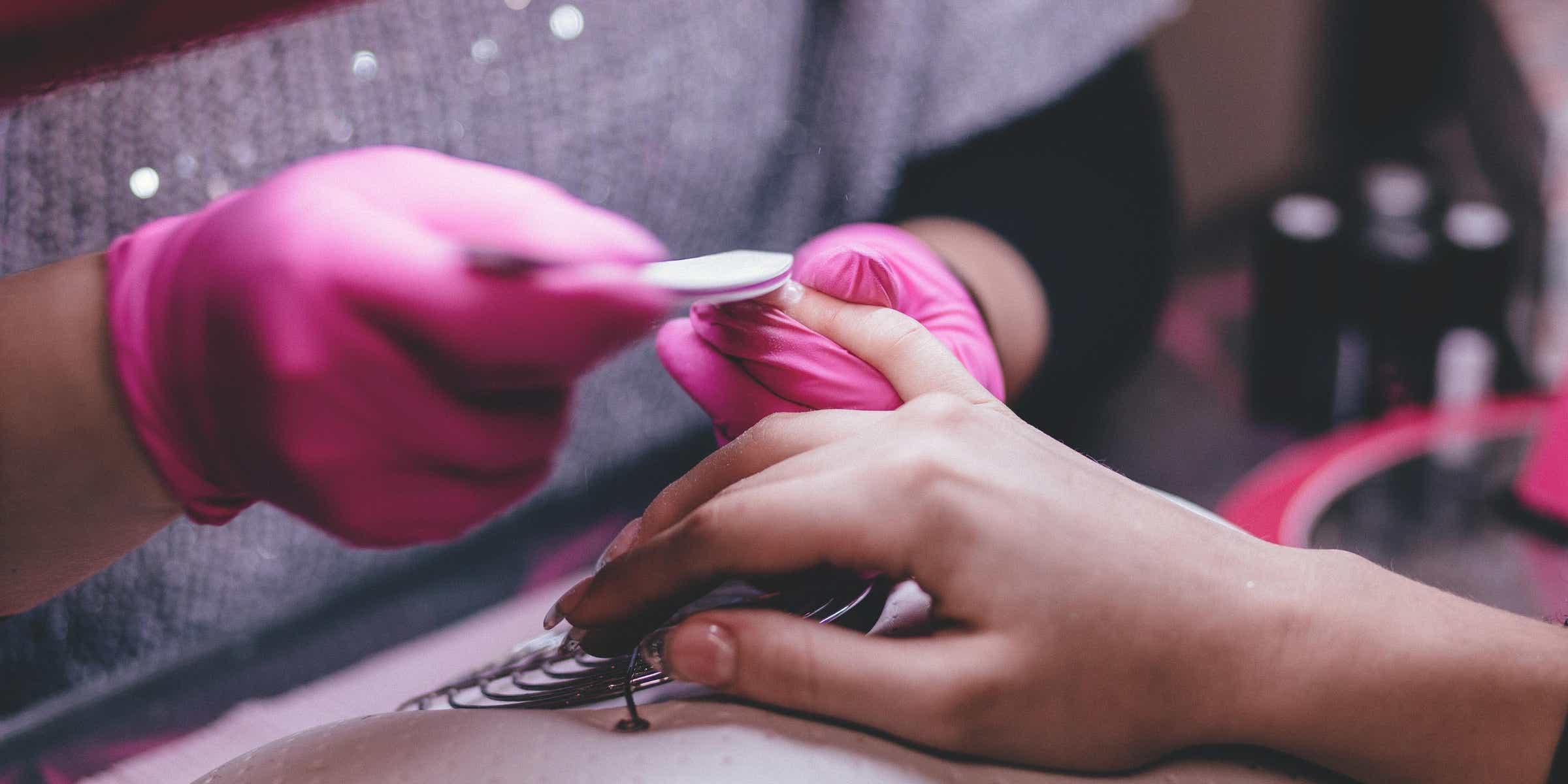 "My nail technician makes N4M monthly" — Lady knocks man who argued profit from lashes can't buy Range Rover