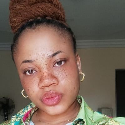 "How my best friend betrayed me by rushing to sleep with rich man I was still doing shakara for" – Lady spills