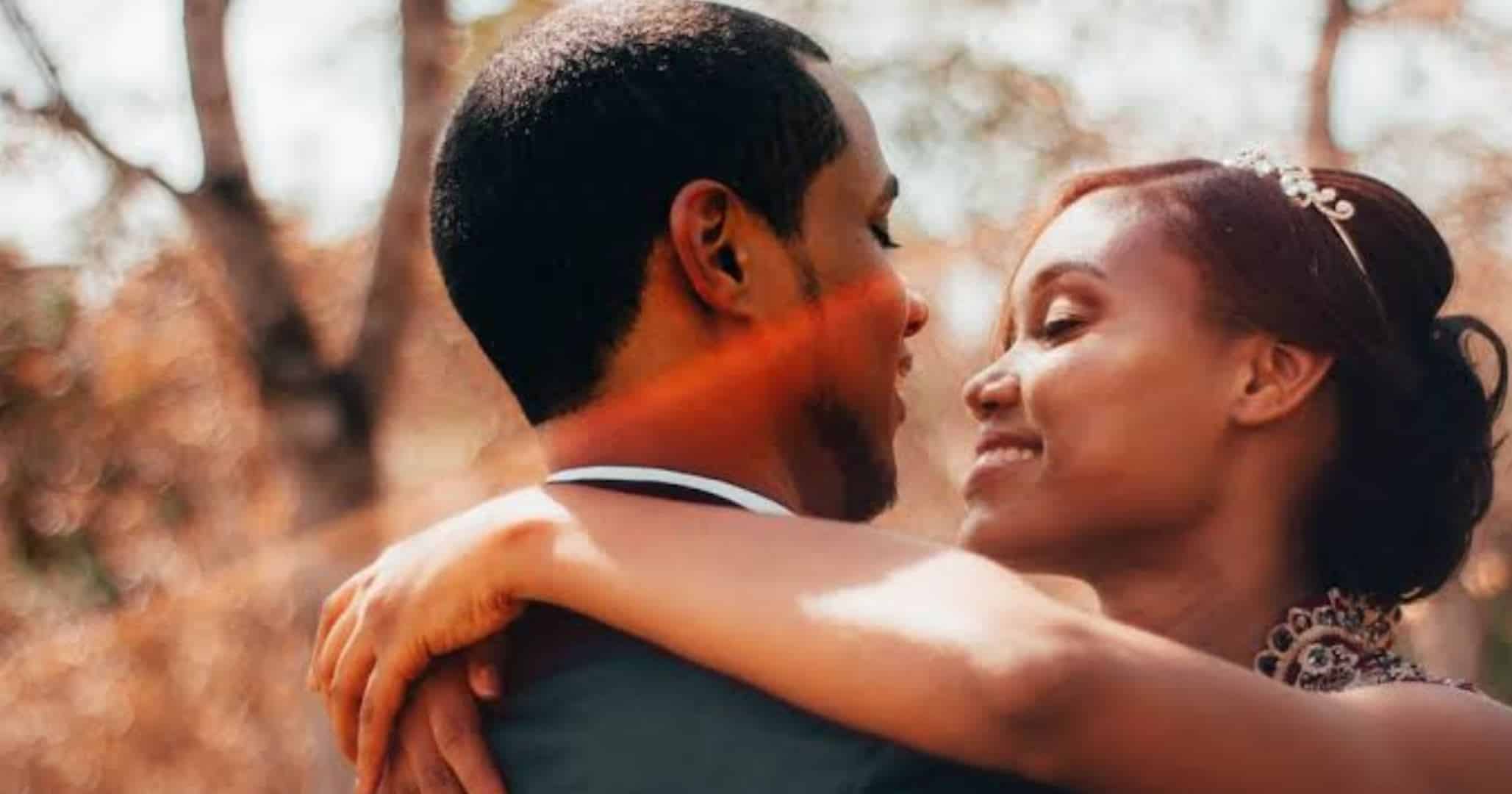 Tweep stirs controversy as he suggests way of finding out if a woman truly loves her man
