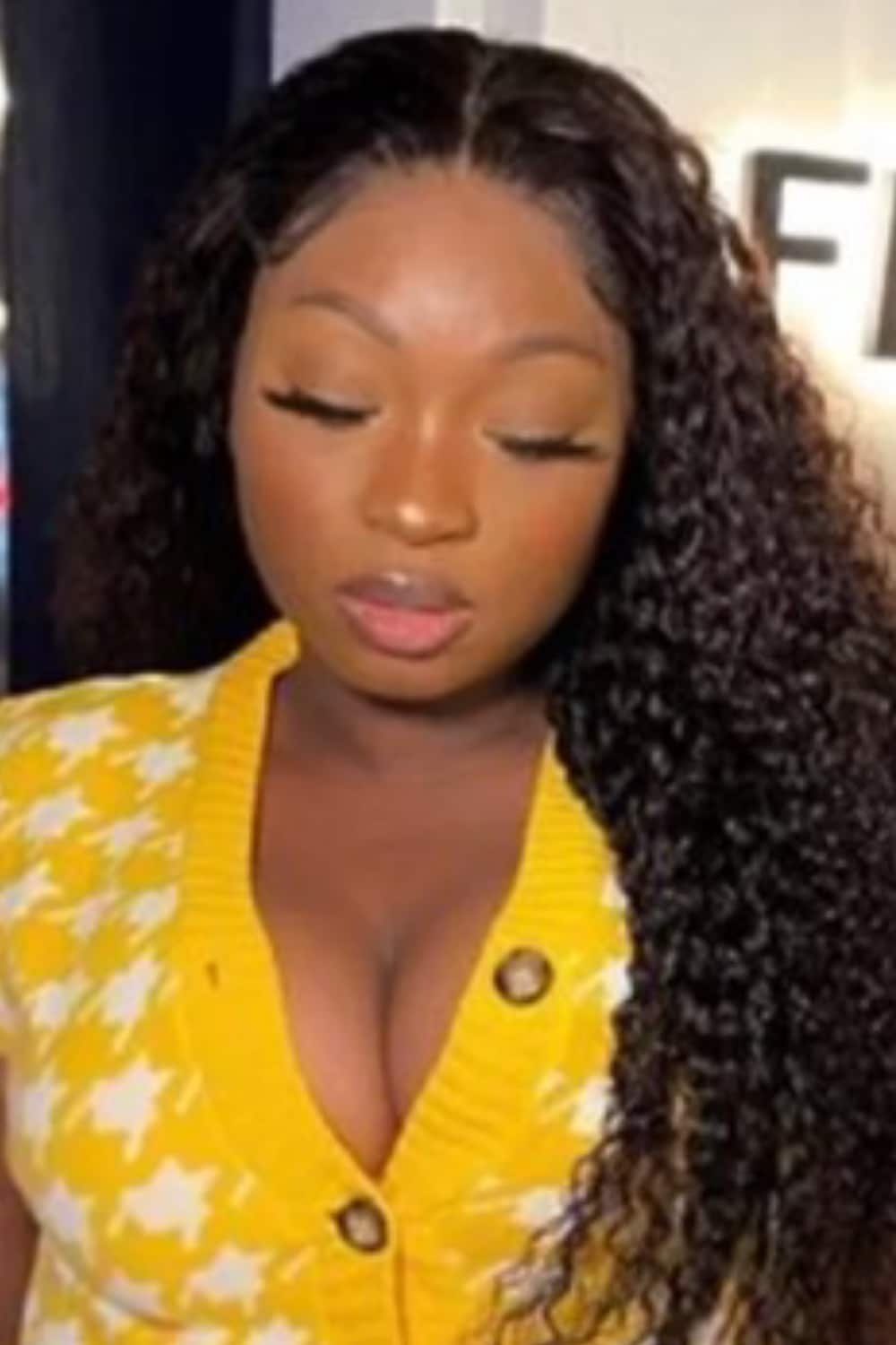 "Awon stingy kokoshi" - UK-based Nigerian lady laments the lack of financial support from UK men