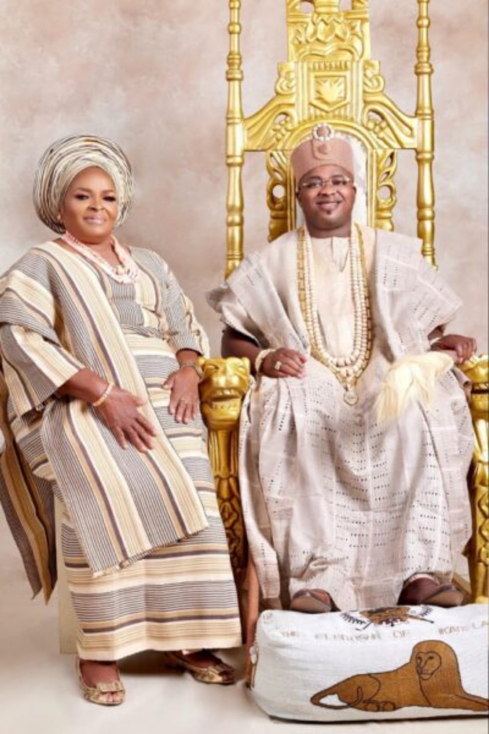 Oba elegushi and his mother