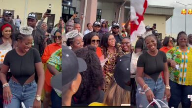 Mammoth crowd troop out in Akwa Ibom to welcome Hilda Baci and her mum