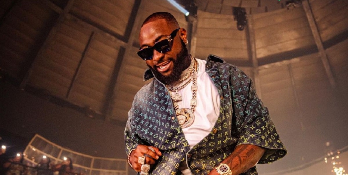 Davido throws shade, replies diss about not having Grammy