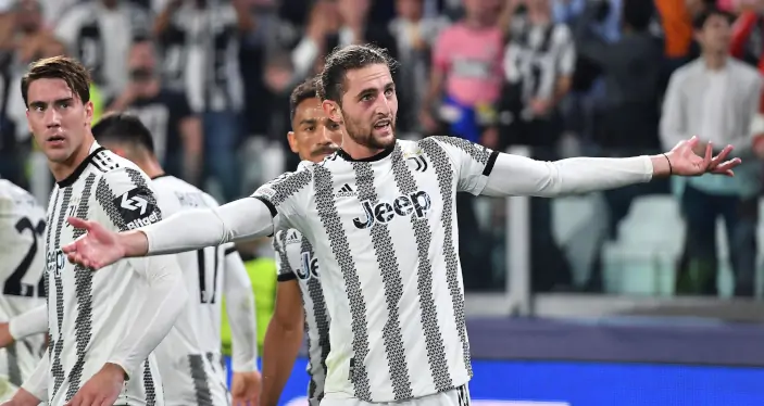 Man United's target Adrien Rabiot signs contract extension with Juventus