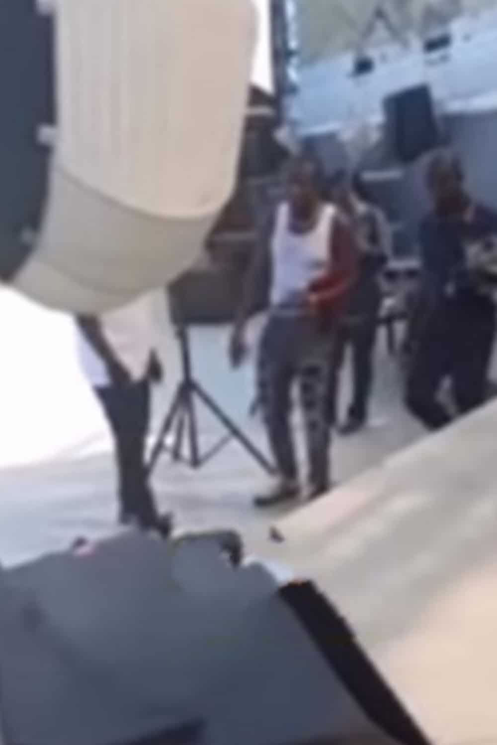 Speed Darlington shouts at director for staring at vixen’s backside during music video shoot