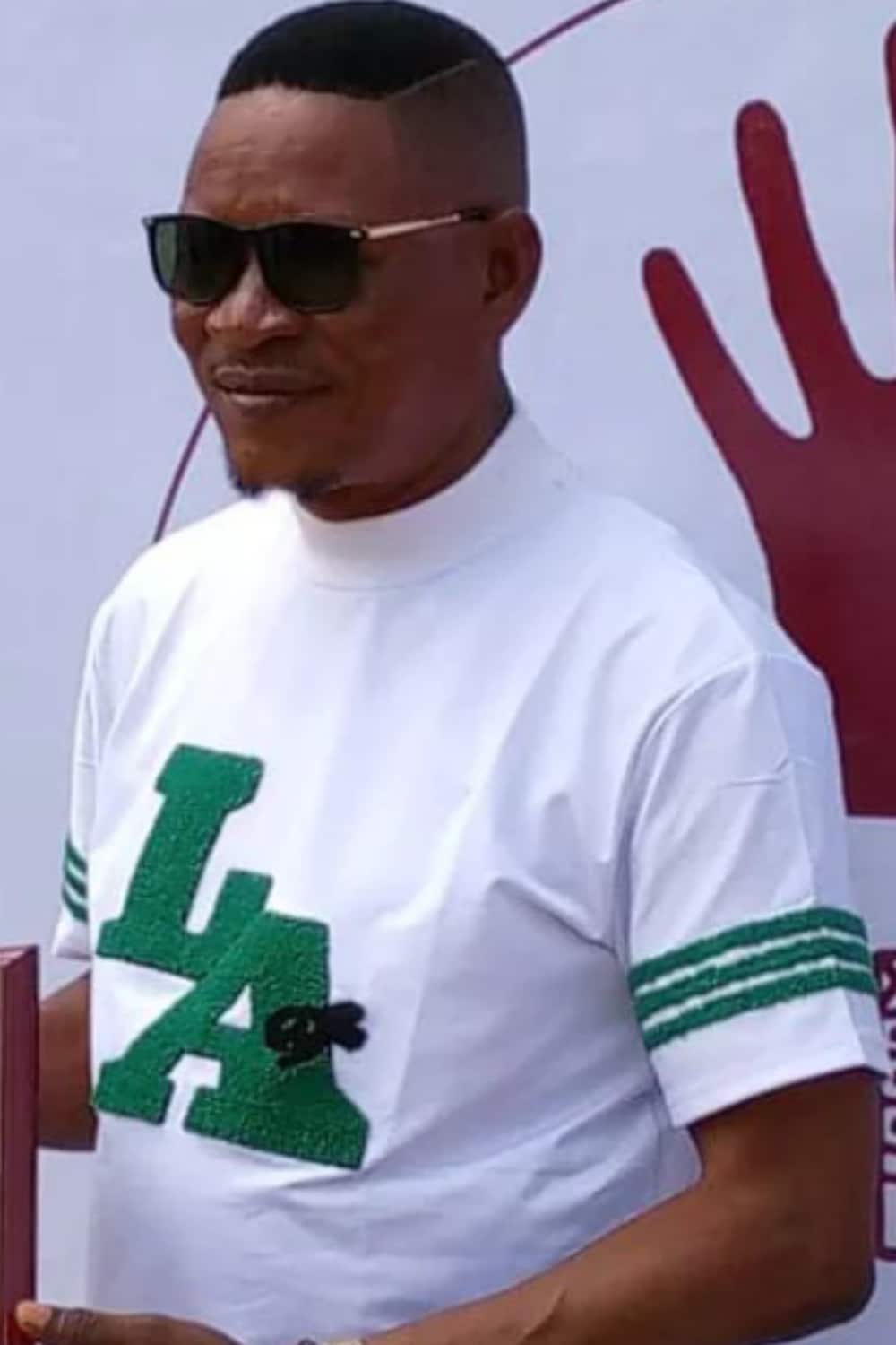 "After decades in industry" - Lalude shed tears of joy as he becomes a car owner for the first time (Video)