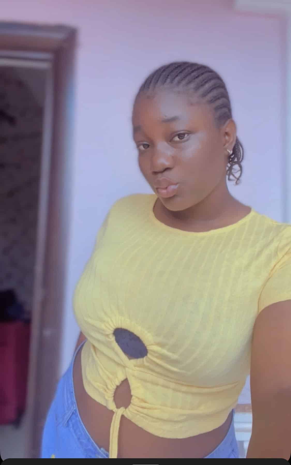 Lady to receive free Oraimo 40 mAh power bank, air pods and speaker from company after sharing birthday wishlist