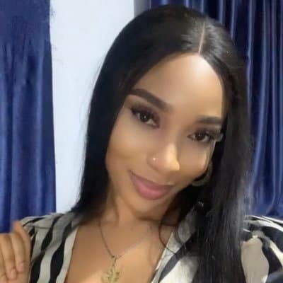 Lady exposes man who got engaged in December 2022 but was asking her out in January 2023