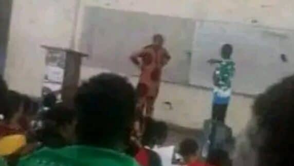 "Him never wan graduate" – Reactions as 100-level student boldly corrects lecturer in class