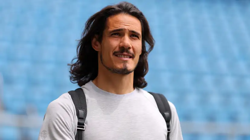 Edinson Cavani joins Boca Juniors on free transfer 