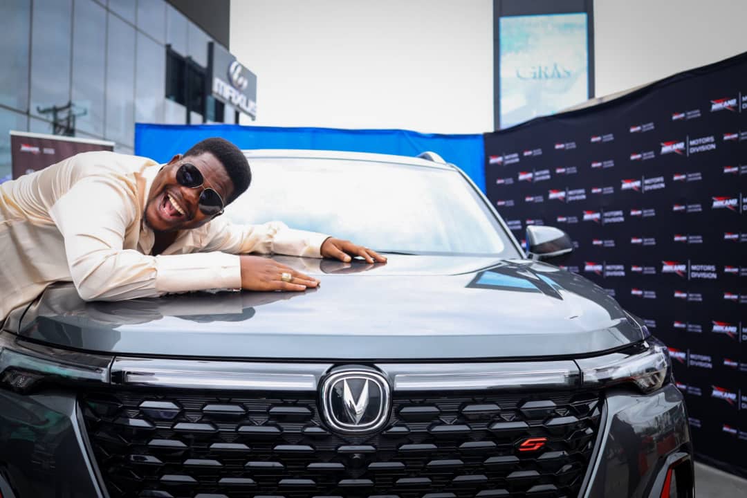 Mr. Macaroni joyous as he receives brand new award car