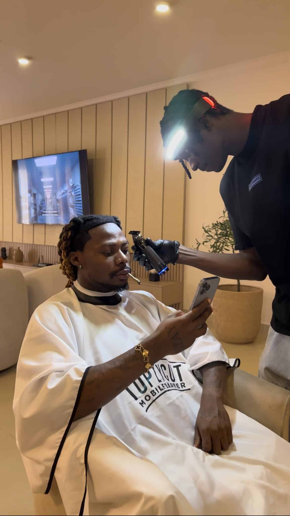 Young man who went viral in 2020 for his creative designs on customers turns celebrity barber