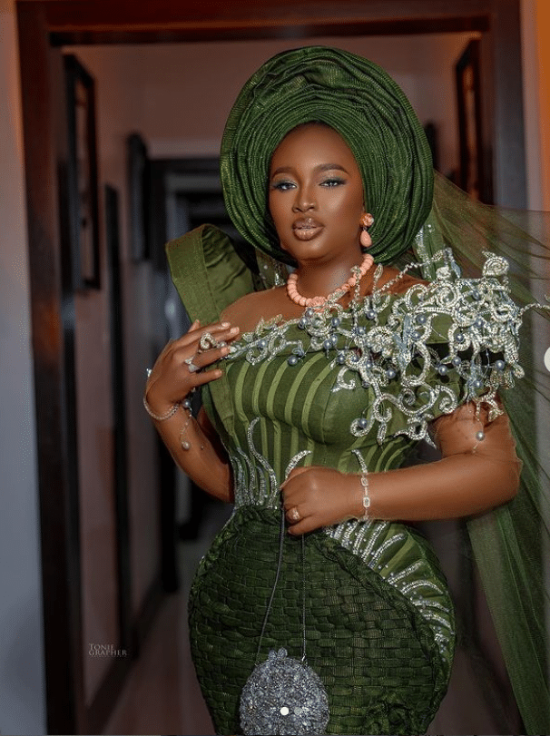 Mo Bimpe begs forgiveness from Alma Mater Ekiti State University