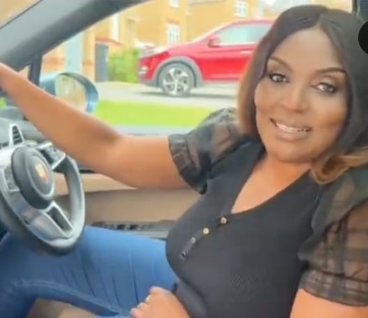 "We have beautiful daughters, please come and marry them" – African mom publicly begs men