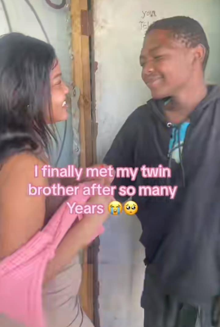 Emotional moment twins reconnect many years after they got separated 