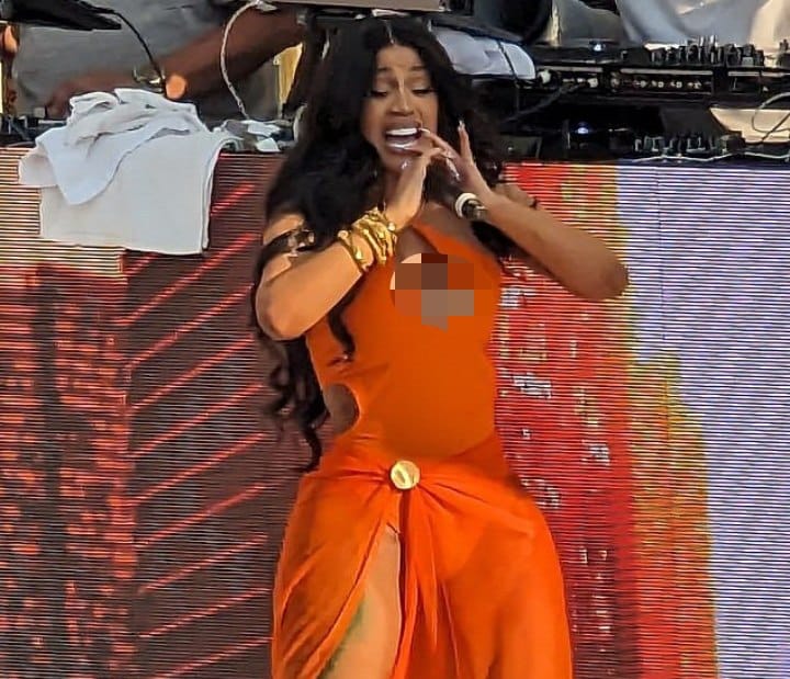 "Her temper is Nigerian-like" – Reactions trail moment Cardi B hurl microphone at fan for throwing water on her 