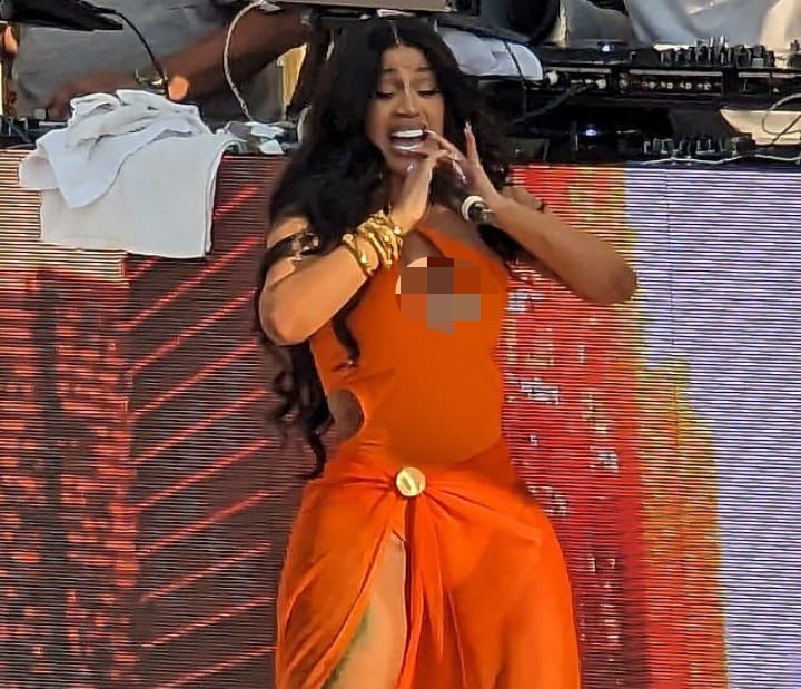 "Her temper is Nigerian-like" – Reactions trail moment Cardi B hurl microphone at fan for throwing water on her