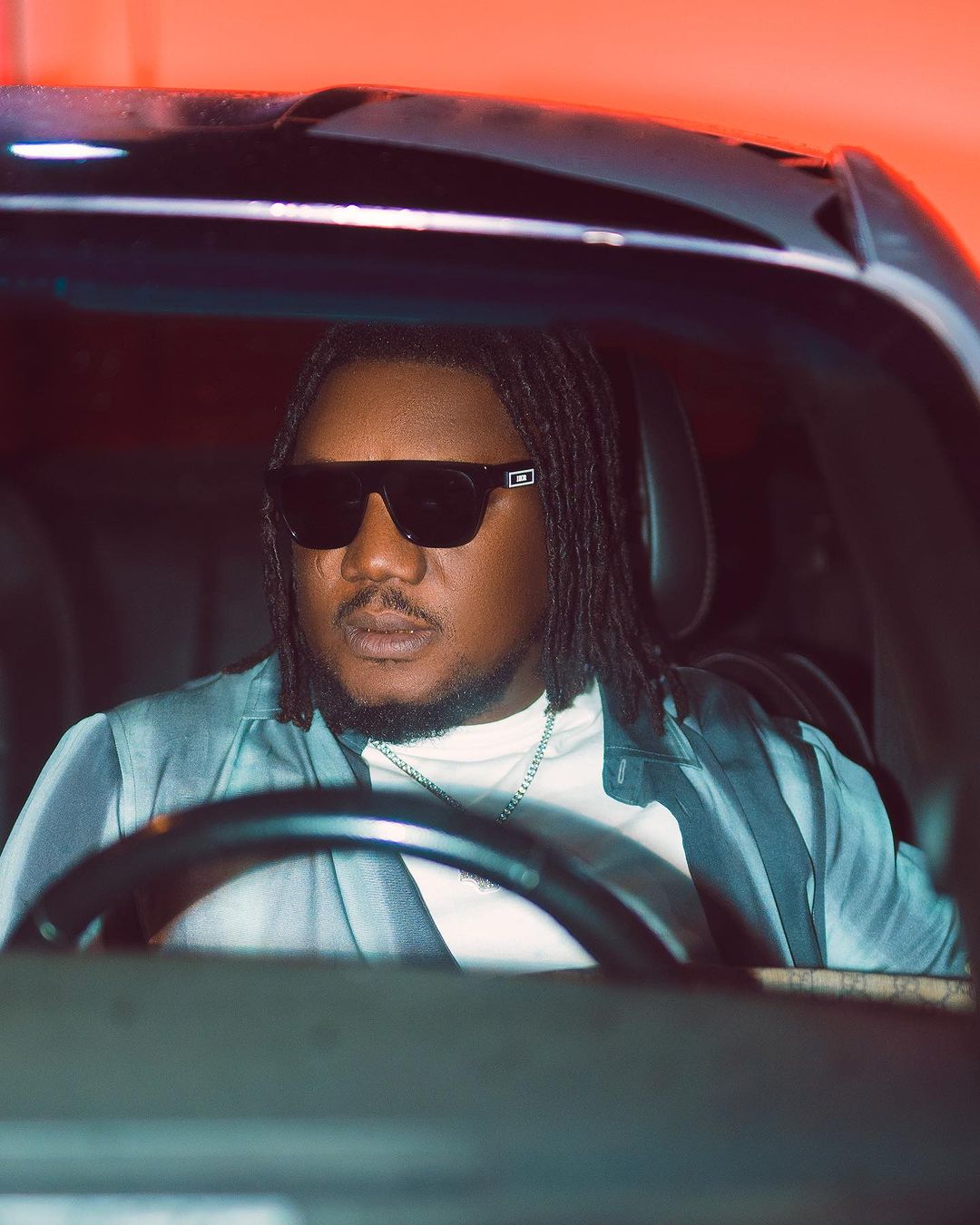 CDQ involved in ghastly accident, battles for life 
