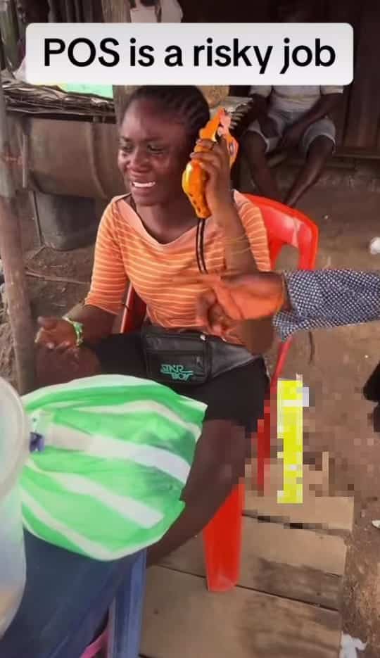 POS attendant cries a river after losing phone to customer who withdrew N500