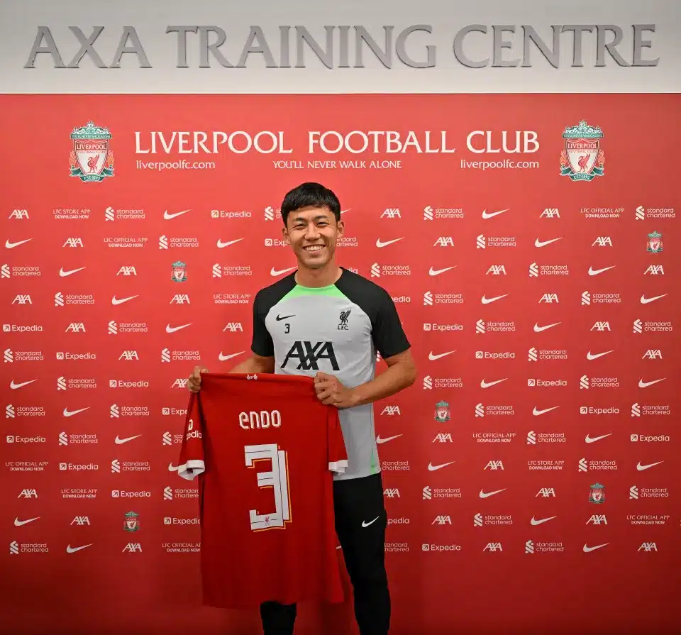 Liverpool signs Wataru Endo from Stuttgart 