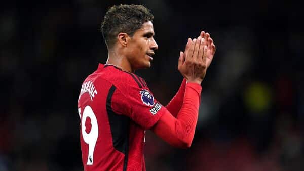 Manchester United confirm Raphael Varane injury blow