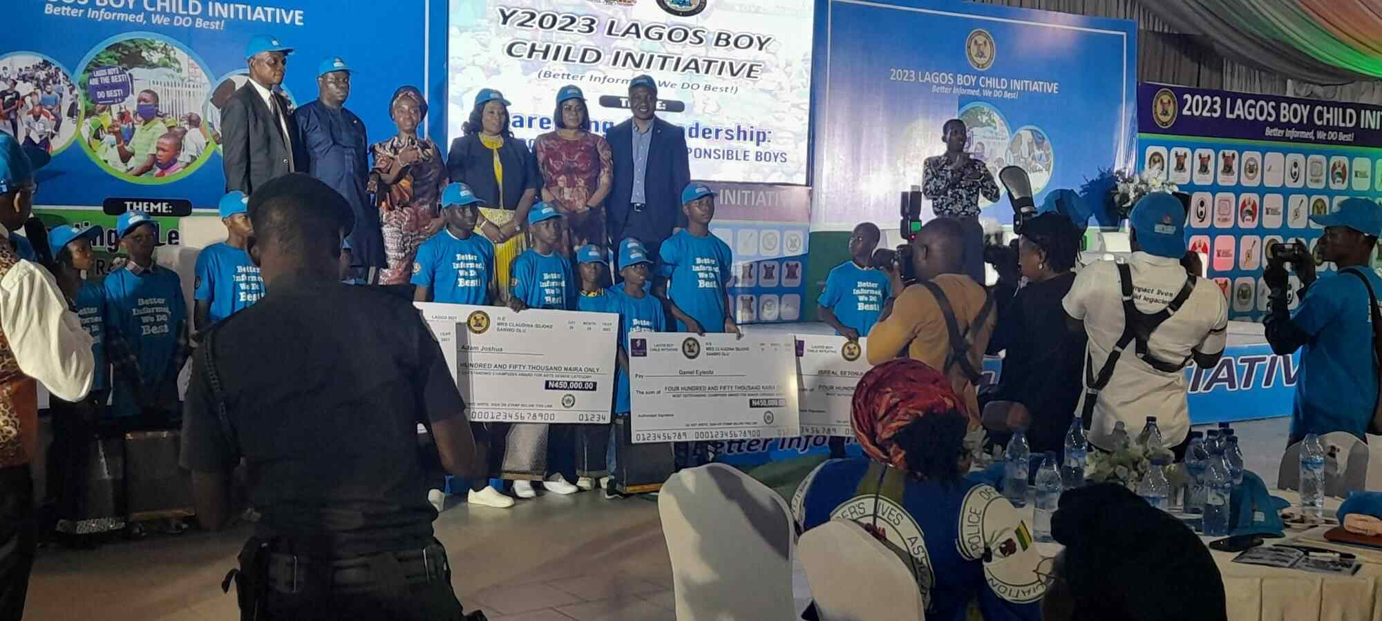 11-year-old boy, Joshua Fred, wins Lagos government award for coding calculator