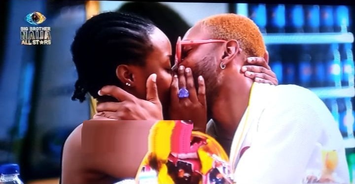 Cross and Ilebaye share passionate kiss, viewers react (Video)