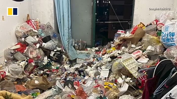 Landlord forces out female tenant for keeping trash in her room for a year (Video)