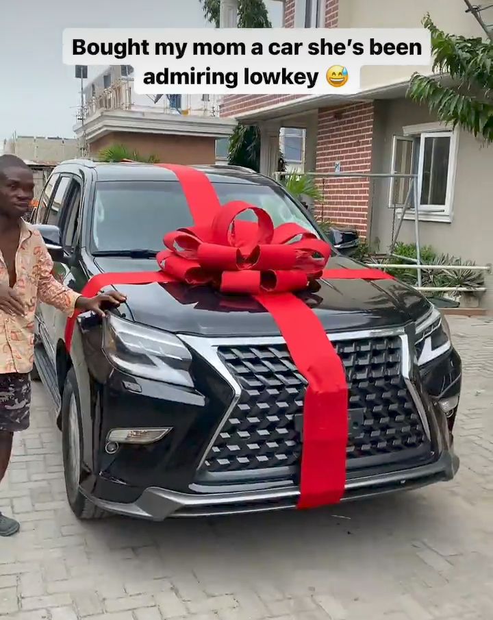 Ashmusy buys her mom a brand new Lexus 