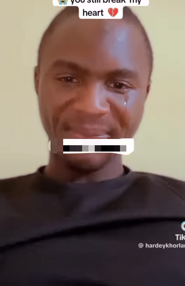 Nigerian soldier cries as girlfriend breaks his heart 